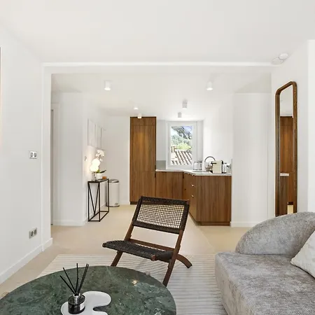 Magnifique 3 Pieces - Proximite Place Des Lices Avec Parking - Maison Lerins Appartement *